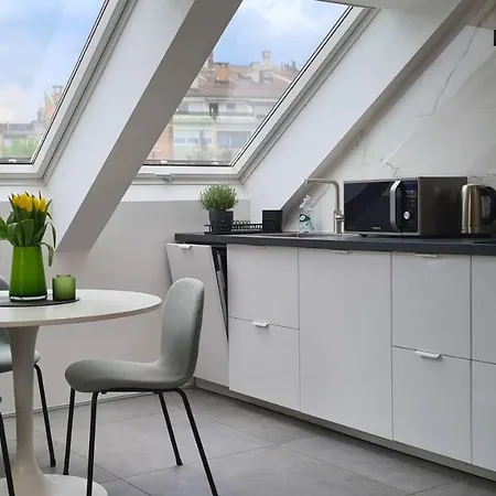 Relax & Enjoy Apartman